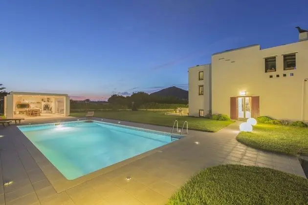 Villa, Birden Çok Yatak Odası, Havuz Manzaralı