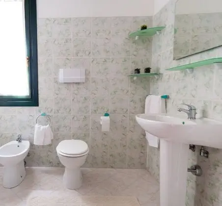 Tek Büyük Yataklı Oda, Balkon, Deniz Manzaralı