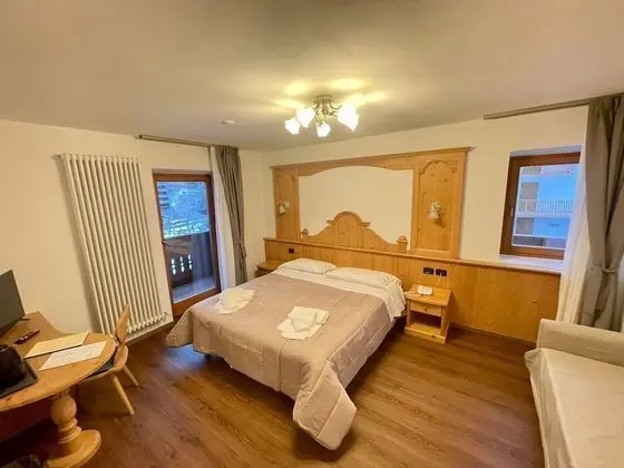 Superior Tek Büyük Yataklı Oda