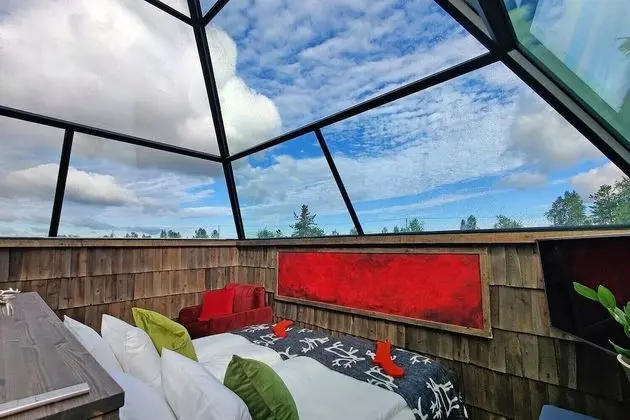Glass Pyramid Igloo