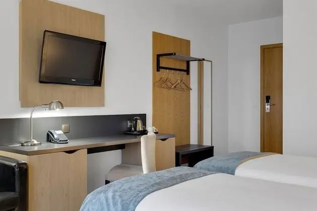 Standard Tek Büyük veya İki Ayrı Yataklı Oda