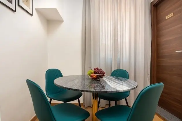 Grand Tek Büyük veya İki Ayrı Yataklı Oda