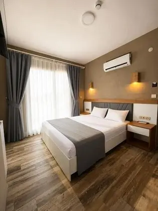 Butik Çift Kişilik Oda, Park Manzaralı, Balkonlu