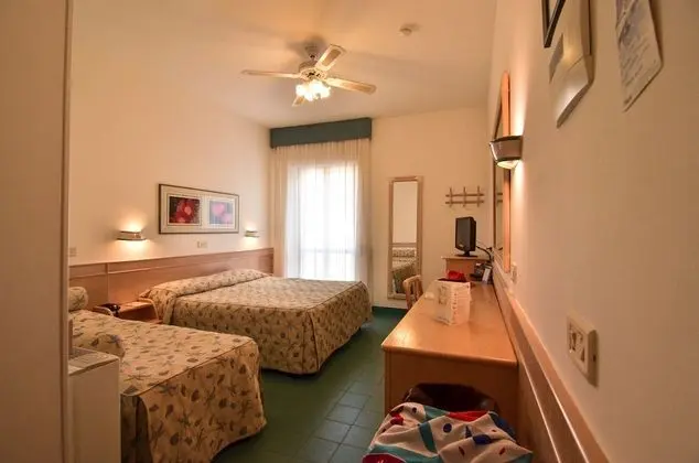 Üç Kişilik Oda, Balkon, Bahçe Manzaralı (Gardenia 21 mq)