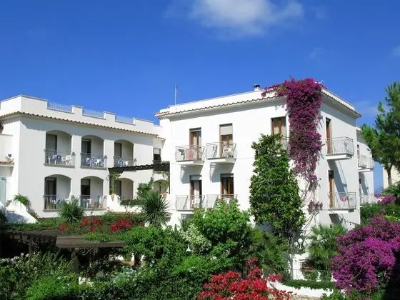 Üç Kişilik Oda, Balkon, Bahçe Manzaralı (Gardenia 21 mq)