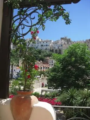 Üç Kişilik Oda, Balkon, Bahçe Manzaralı (Gardenia 21 mq)
