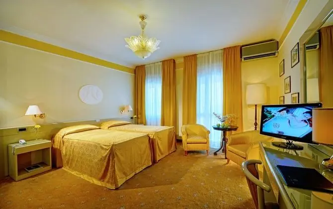 Exclusive Tek Büyük veya İki Ayrı Yataklı Oda