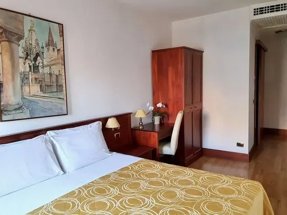 Tek Büyük Yataklı Oda