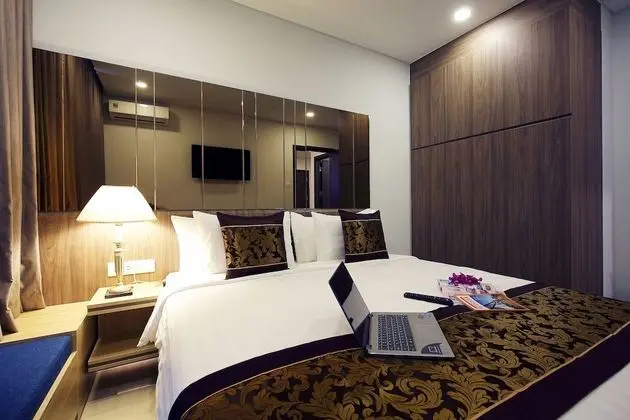 Deluxe Tek Büyük Yataklı Oda