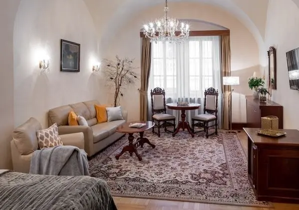 Deluxe Tek Büyük Yataklı Oda