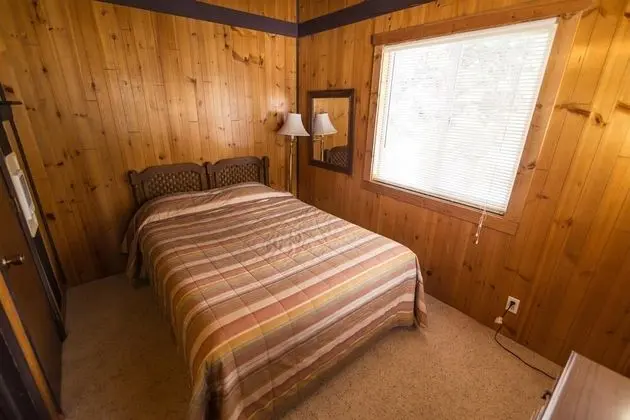 #1 - 2 Bedroom Studio