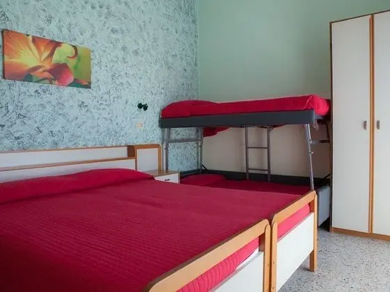 Standard Dört Kişilik Oda