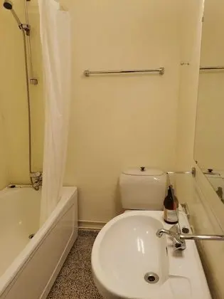 Basic Dört Kişilik Oda, Birden Çok Yatak