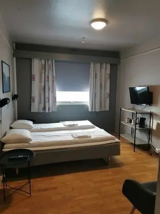 Basic Tek Büyük Yataklı Oda, 1 Büyük (Queen) Boy Yatak