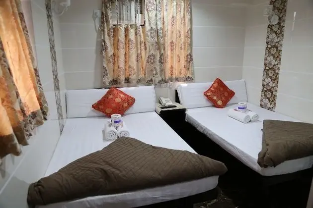 Oda (Triple Bed Room -Double & Single Bed)