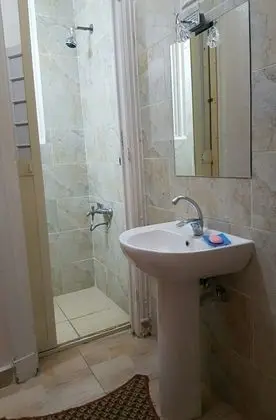 Üç Kişilik Oda, Özel Banyo