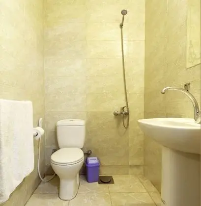 Üç Kişilik Oda, Özel Banyo