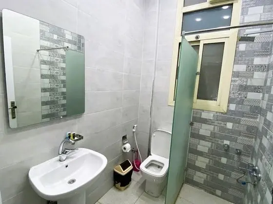 Üç Kişilik Oda (shared bathroom )