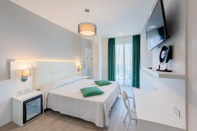 Dört Kişilik Oda, 1 Yatak Odası, Deniz Manzaralı