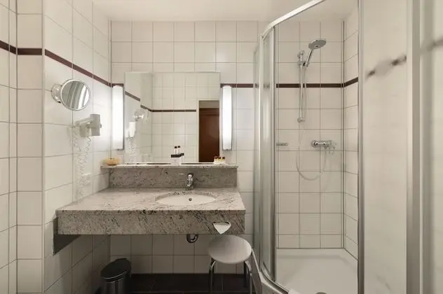 Standard Üç Kişilik Oda, Şehir Manzaralı
