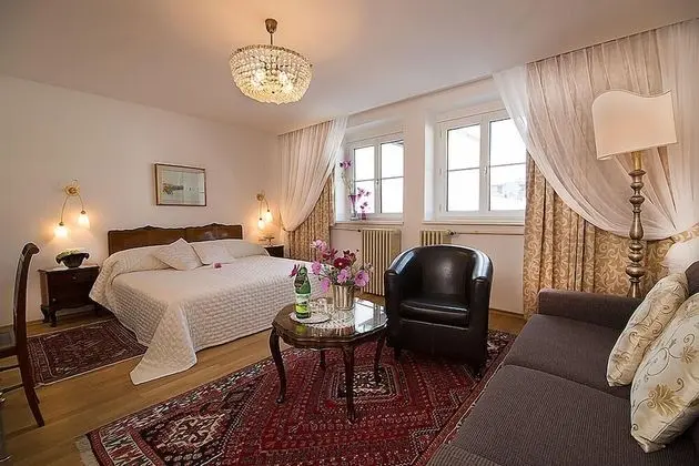 Dört Kişilik Oda
