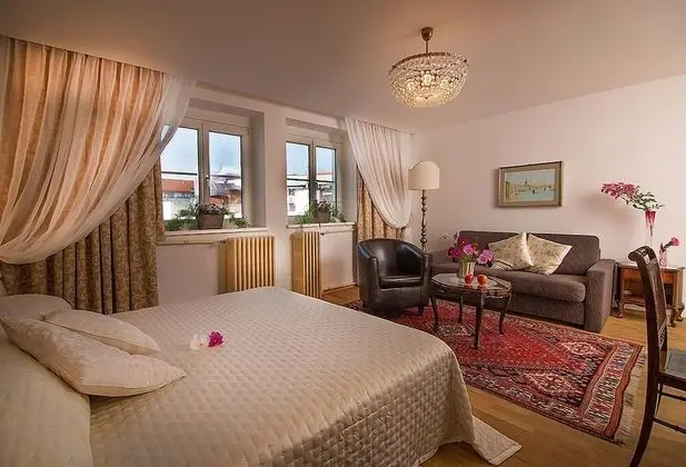 Dört Kişilik Oda