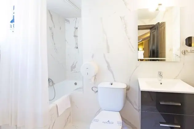 Standard Üç Kişilik Oda