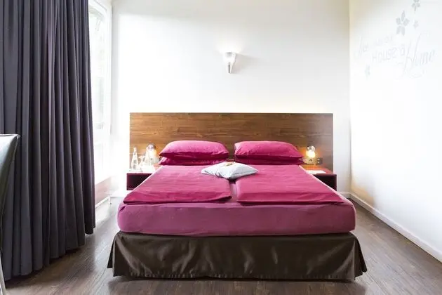 Comfort Tek Büyük Yataklı Oda