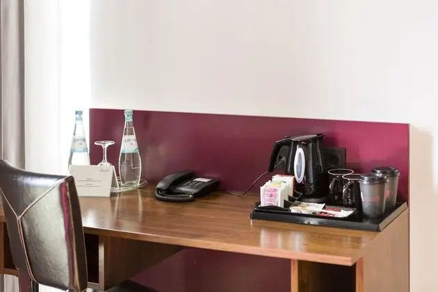 Standard Tek Büyük Yataklı Oda (Frenchbed 140cm)