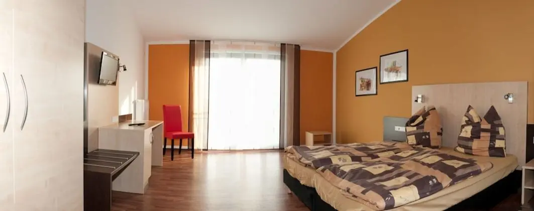 Tek Büyük veya İki Ayrı Yataklı Oda
