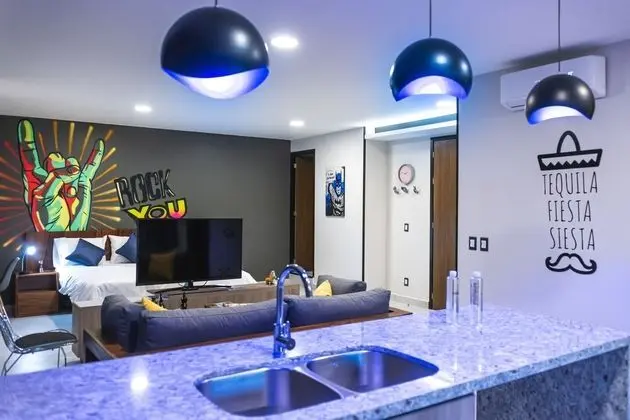 Deluxe Stüdyo Süit, 1 En Büyük (King) Boy Yatak