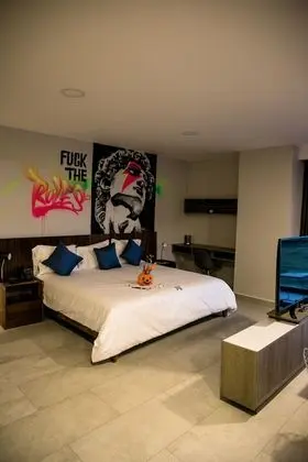 Deluxe Stüdyo Süit, 1 En Büyük (King) Boy Yatak