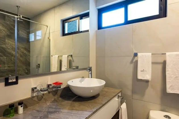 Deluxe Stüdyo Süit, 1 En Büyük (King) Boy Yatak
