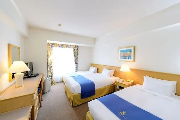 Üç Kişilik Oda, Sigara İçilmez (3 Semi Double Bed)