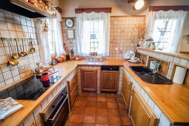Villa (Two Bedrom House)