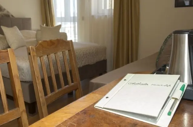 Romantic Tek Büyük Yataklı Oda