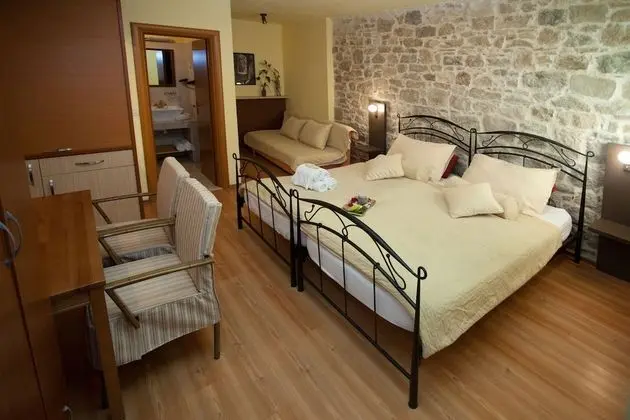 Superior Tek Büyük Yataklı Oda