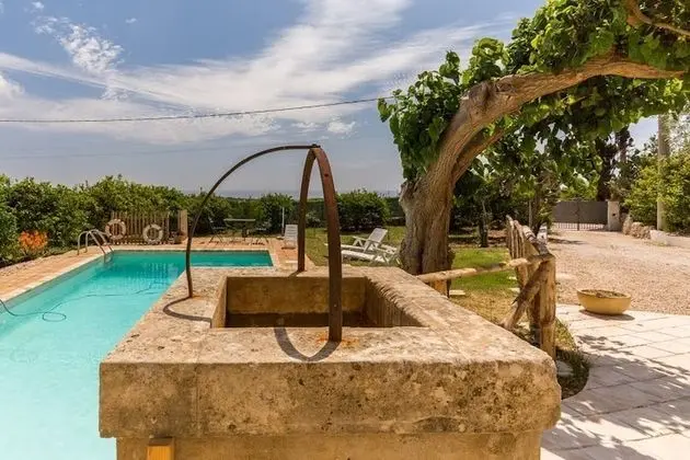 Villa, 3 Yatak Odası, Şömine