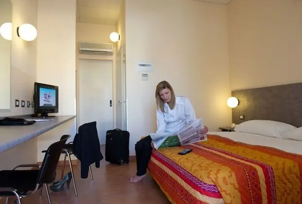 Standard Tek Büyük Yataklı Oda, 2 Tek Kişilik Yatak
