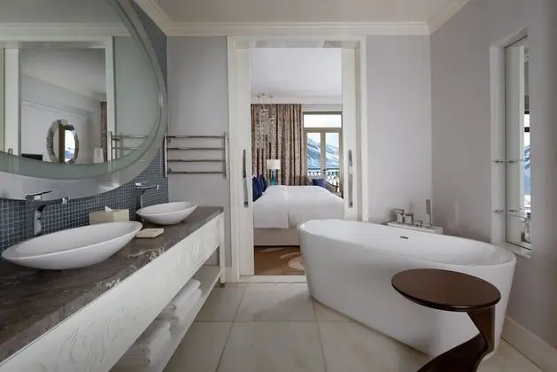 Deluxe Oda, Sigara İçilebilir, Dağ Manzaralı