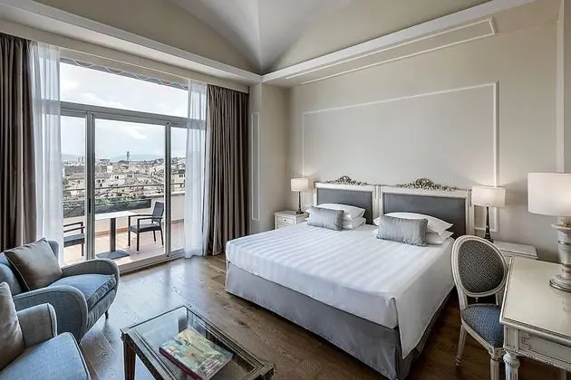 Premium Oda, 1 En Büyük (King) Boy Yatak, Sigara İçilmez