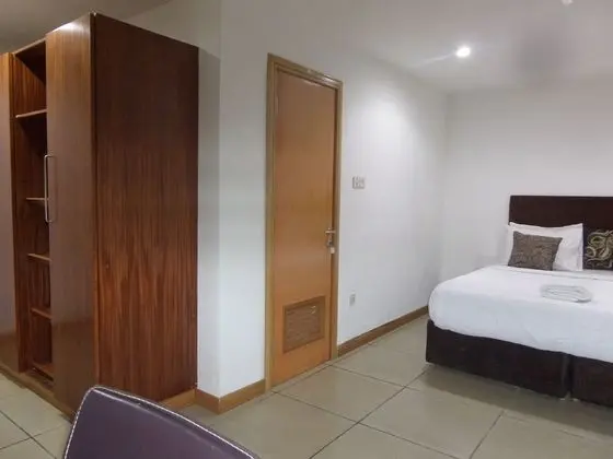Executive Room (1)