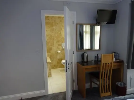 Deluxe Tek Büyük Yataklı Oda, Banyolu/Duşlu