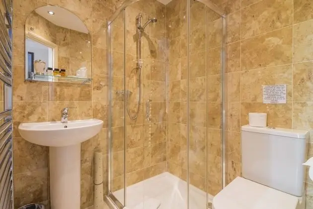 King Room (Rear Property)