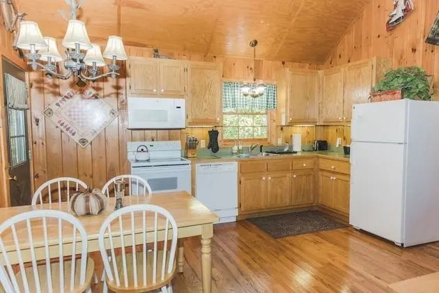 Romantic Kır Evi, 1 En Büyük (King) Boy Yatak, Sigara İçilmez, Jakuzi
