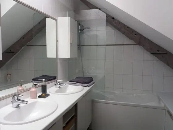 Tek Büyük Yataklı Oda (Ti Lann)