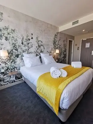 Deluxe Tek Büyük veya İki Ayrı Yataklı Oda