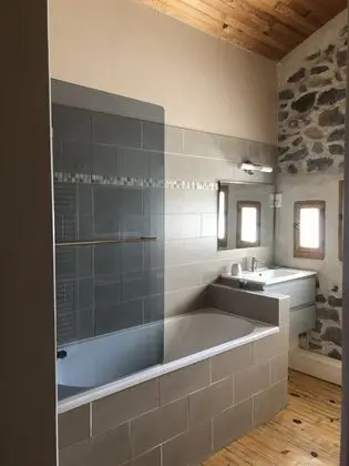 Dört Kişilik Oda, Küvet