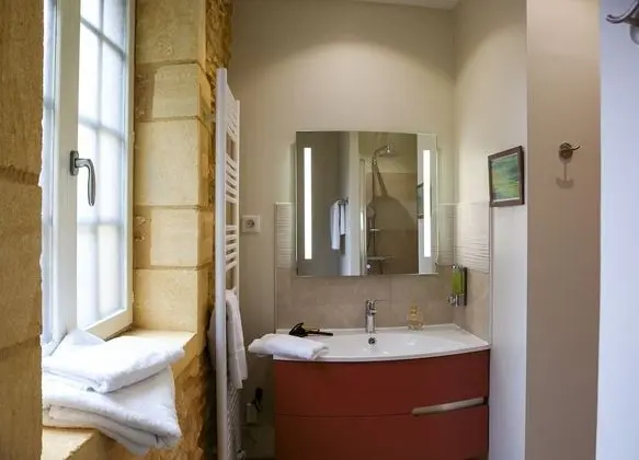 Standard Tek Büyük Yataklı Oda, 1 Büyük (Queen) Boy Yatak (Bergerac)