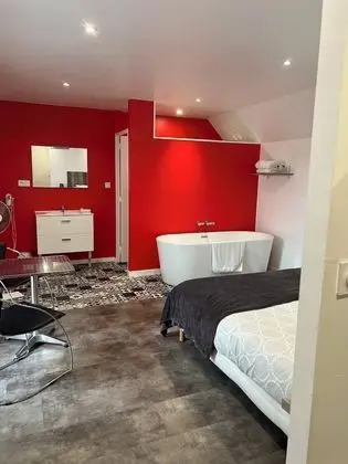 Premium Tek Büyük veya İki Ayrı Yataklı Oda